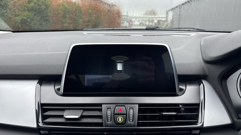 BMW 2 Series 218i SE 5dr Petrol Estate